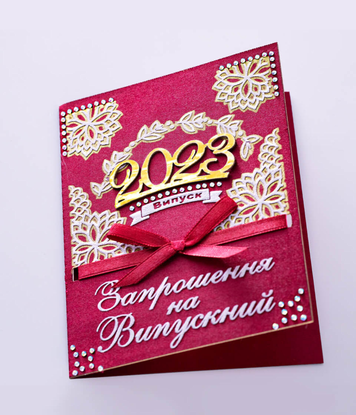 Product image Бордовые Пригласительные на выпускной ажурные